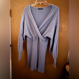 Zilcremo Size M Long Sleeved Mini Sweater Dress